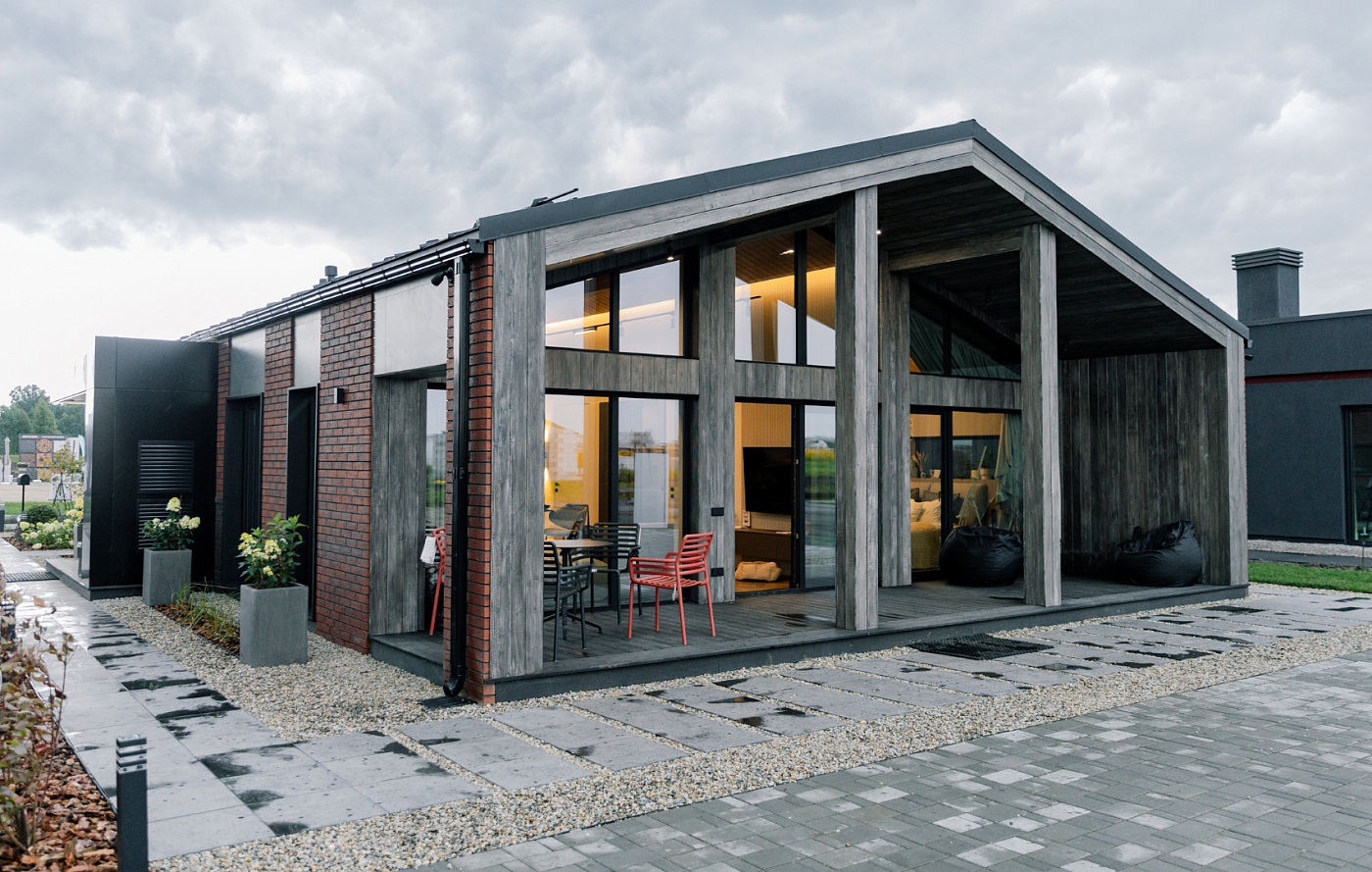 Дом, который светится изнутри: барнхаус-лофт на Open Village 2025